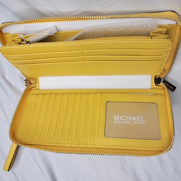 Michael Kors Yellow Wallet - Picture 3 of 4
